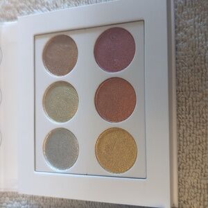 Moonstruck Beloved volume 3 pressed shadow